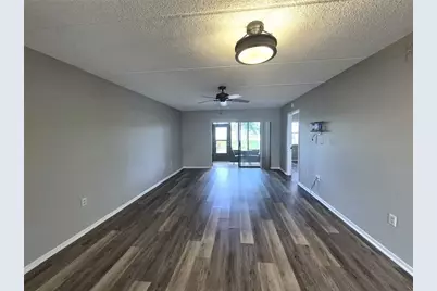 305 Meadow Lane #305, Oldsmar, FL 34677 - Photo 7