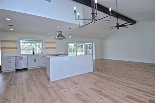 102 Windward Dr, Osprey, FL 34229 - Photo 9