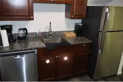 6208 S Elberon Street, Tampa, FL 33611 - Photo 9