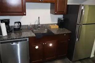 6208 S Elberon St, Tampa, FL 33611 - Photo 9