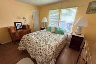 2253 Piazza Dr, Sarasota, FL 34238 - Photo 11