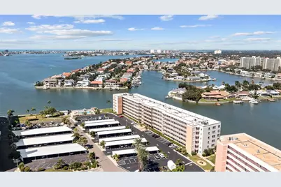 6075 Shore Boulevard S #411, Gulfport, FL 33707 - Photo 1