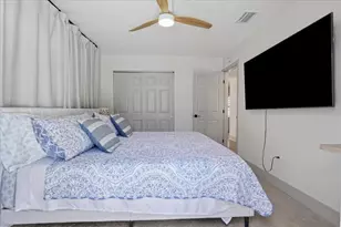 664 60th St S, Saint Petersburg, FL 33707 - Photo 15