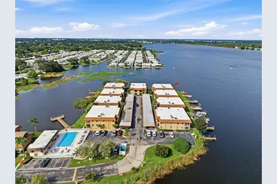 10142 Seminole Island Drive, Largo, FL 33773 - Photo 9