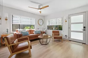664 60th St S, Saint Petersburg, FL 33707 - Photo 5