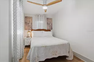664 60th St S, Saint Petersburg, FL 33707 - Photo 19