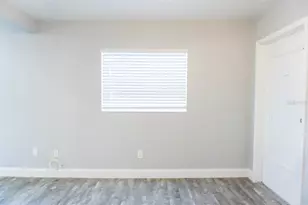 865 5th Ave N, Saint Petersburg, FL 33701 - Photo 9