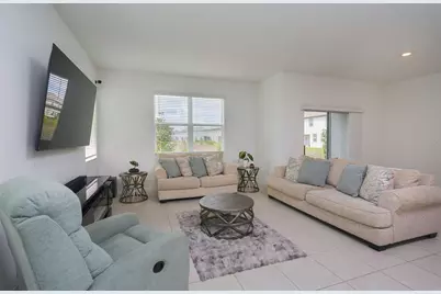 10059 Trumpet Honeysuckle Way, San Antonio, FL 33576 - Photo 9