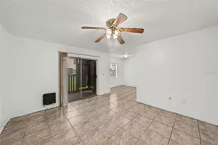 305 E Wellington Ct, Tampa, FL 33604 - Photo 5