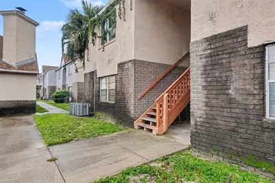 305 E Wellington Court #64, Tampa, FL 33604 - Photo 13