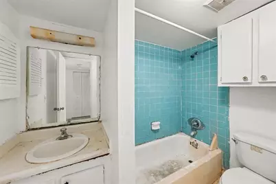305 E Wellington Court #64, Tampa, FL 33604 - Photo 7