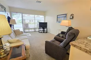 4324 Tahitian Gardens Cir, Holiday, FL 34691 - Photo 7