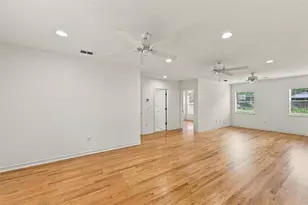 212 S Bradford Ave, Tampa, FL 33609 - Photo 31