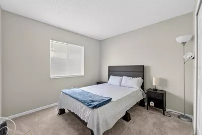 11812 Lynmoor Drive, Riverview, FL 33579 - Photo 15