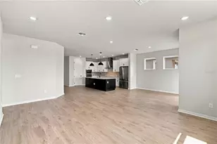 5039 Orinoco Ln, Saint Cloud, FL 34771 - Photo 11
