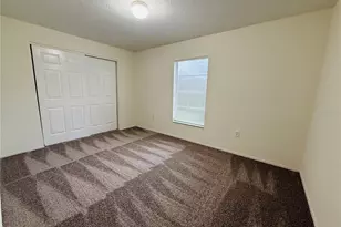8507 N Hyaleah Rd, Tampa, FL 33617 - Photo 17
