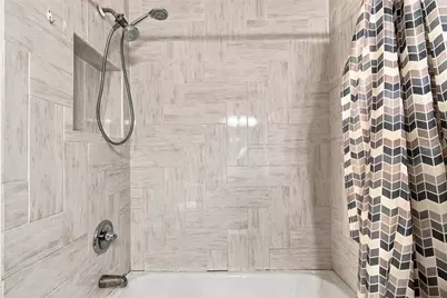8010 Sharon Drive, Tampa, FL 33617 - Photo 7