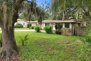 8010 Sharon Dr, Tampa, FL 33617 - Photo 49