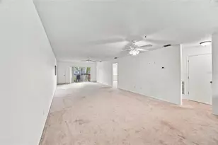 7700 92nd St, Seminole, FL 33777 - Photo 3