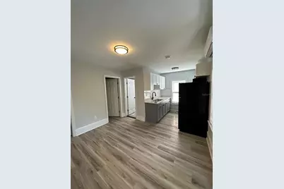 1021 E Cayuga Street, Tampa, FL 33603 - Photo 17