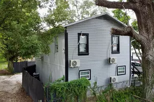 1021 E Cayuga St, Tampa, FL 33603 - Photo 19