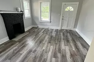 1021 E Cayuga St, Tampa, FL 33603 - Photo 7