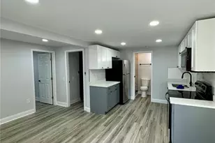 1021 E Cayuga St, Tampa, FL 33603 - Photo 25