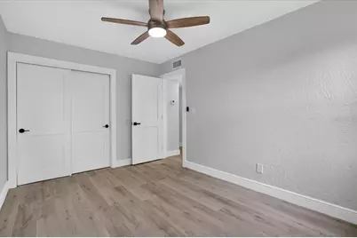6810 Dr Martin Luther King Jr Street N, Saint Petersburg, FL 33702 - Photo 27