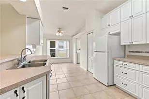 11508 Bloomington Ct, New Port Richey, FL 34654 - Photo 15