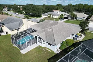 5829 Carriage Dr, Sarasota, FL 34243 - Photo 3