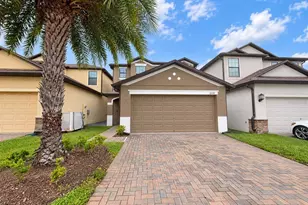 2719 Garden Falls Dr, Brandon, FL 33511 - Photo 1