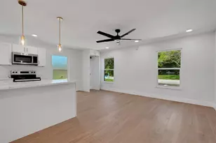 221 Bel Forest Dr, Belleair Bluffs, FL 33770 - Photo 13