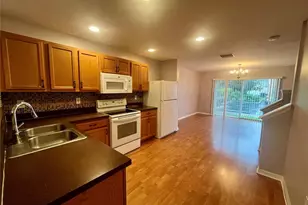 8710 Sheldon Creek Blvd, Tampa, FL 33615 - Photo 7