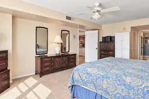 5200 Brittany Dr S, Saint Petersburg, FL 33715 - Photo 23