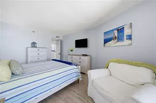1290 Gulf Blvd, Clearwater Beach, FL 33767 - Photo 19