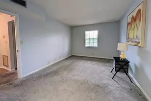 8765 Bardmoor Blvd, Seminole, FL 33777 - Photo 15