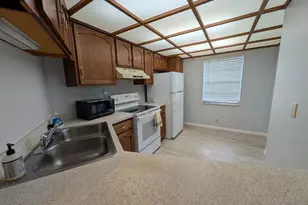 8765 Bardmoor Blvd, Seminole, FL 33777 - Photo 9