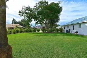 8309 Misty Lake Cir, Sarasota, FL 34241 - Photo 33