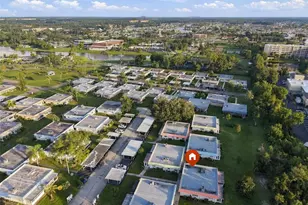 1802 Bedford Ln, Sun City Center, FL 33573 - Photo 31
