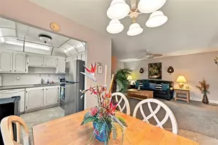 1802 Bedford Ln, Sun City Center, FL 33573 - Photo 11