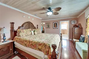 1710 New Bedford Dr, Sun City Center, FL 33573 - Photo 13