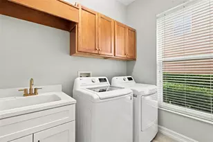 9925 Sago Point Dr, Seminole, FL 33777 - Photo 13