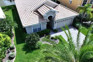18023 Java Isle Dr, Tampa, FL 33647 - Photo 5
