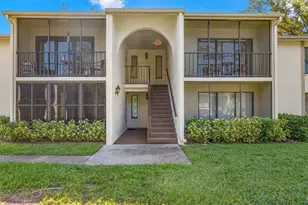 1708 Pine Ridge Way E, Palm Harbor, FL 34684 - Photo 1