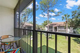 1708 Pine Ridge Way E, Palm Harbor, FL 34684 - Photo 17