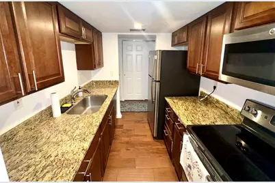 3325 Bayshore Boulevard #F31, Tampa, FL 33629 - Photo 7