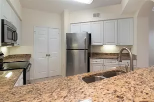 4309 Bay Club Cir, Tampa, FL 33607 - Photo 15