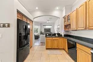 98 S Highland Ave, Tarpon Springs, FL 34689 - Photo 15