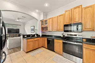 98 S Highland Ave, Tarpon Springs, FL 34689 - Photo 11