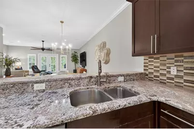 252 Valencia Circle, Saint Petersburg, FL 33716 - Photo 11
